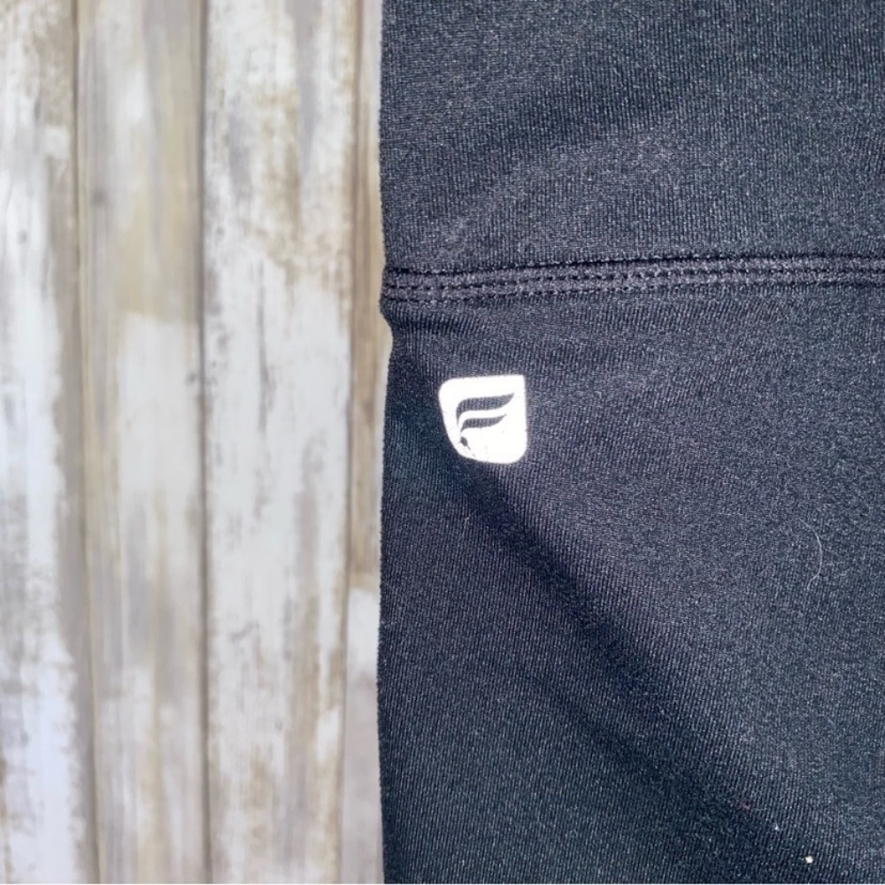 Fabletics Black Cropped Leggings - Picture 5 of 5